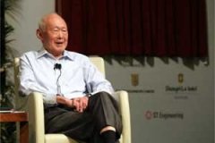 李光耀警告:中国应明白若与美国军备竞赛将崩溃